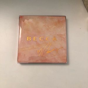 Becca by Chrissy Teigen Glow Face Palette